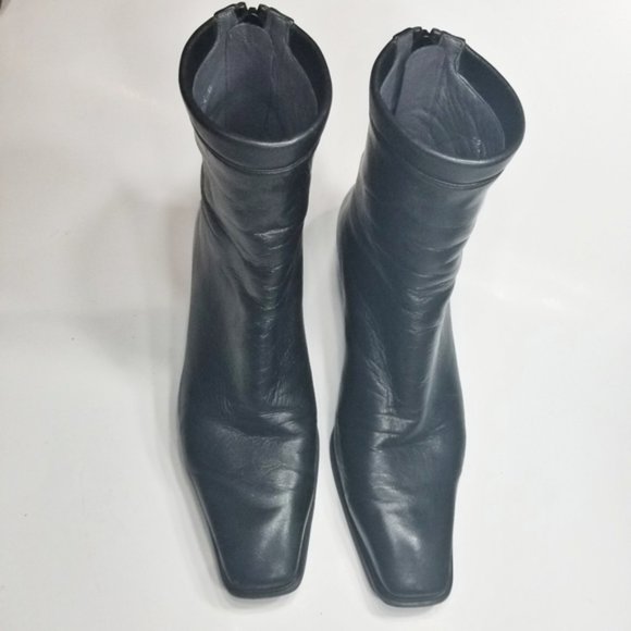 Stuart Weitzman Square Toed Black Leather Booties - Picture 10 of 16